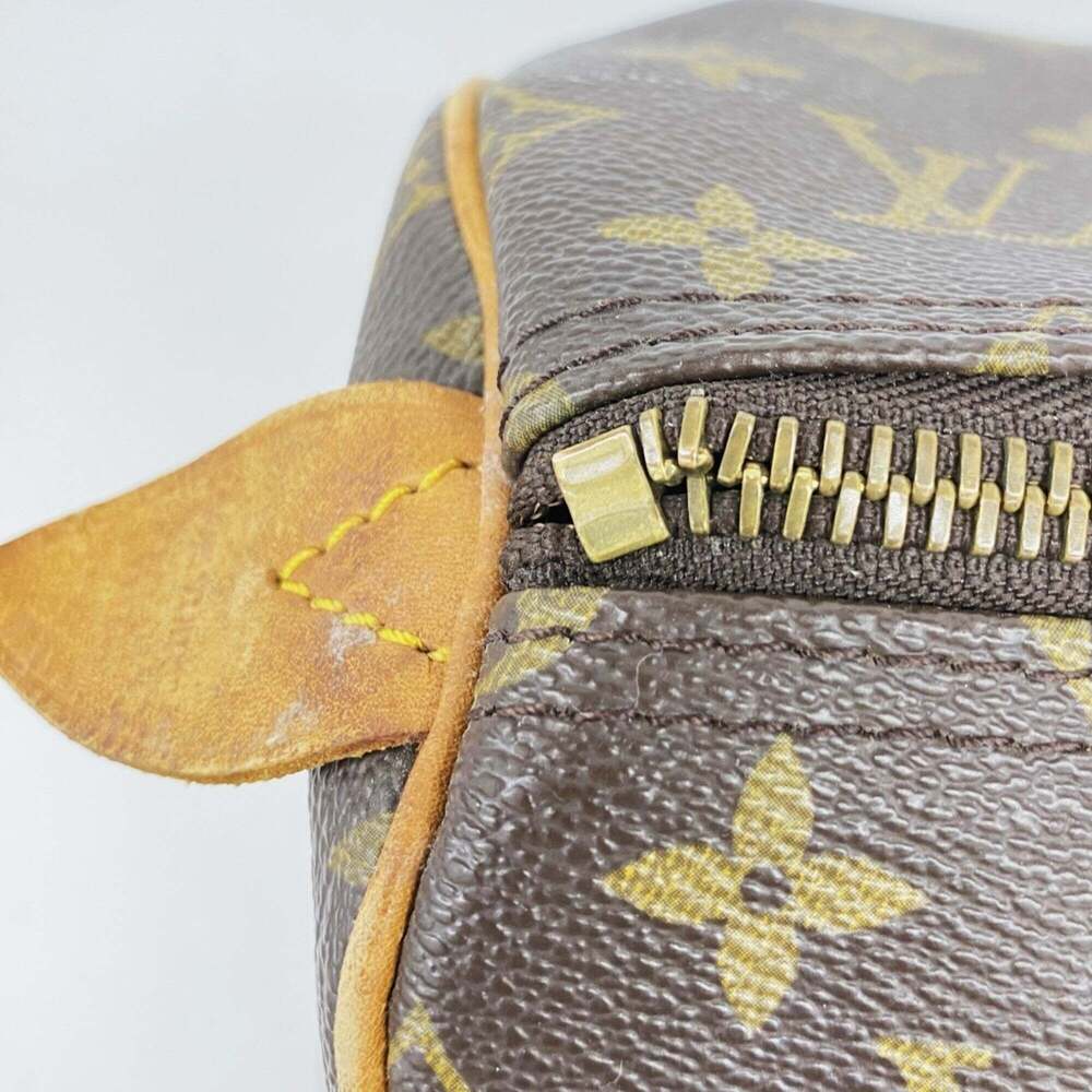 LOUIS VUITTON Brown Monogram Keepall 55 Boston Bag - Picture 9 of 13